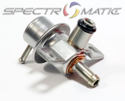 FR1658  fuel pressure regulator Alfa Romeo 164 Ford Escort XR3 Volkswagen Santana 0280081600 3.15 bar